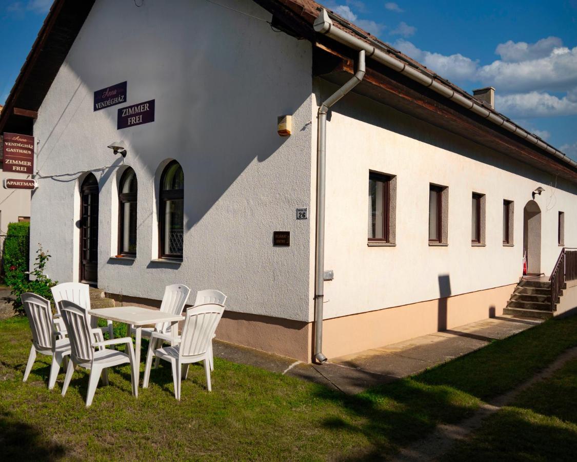 Anna vendégház Hotel Balatonakali Exterior foto